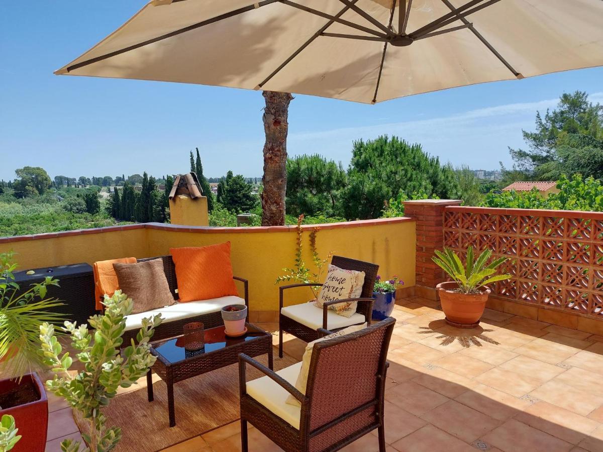 Masia Castellvi B&B Vinyols i Els Arcs Exterior foto